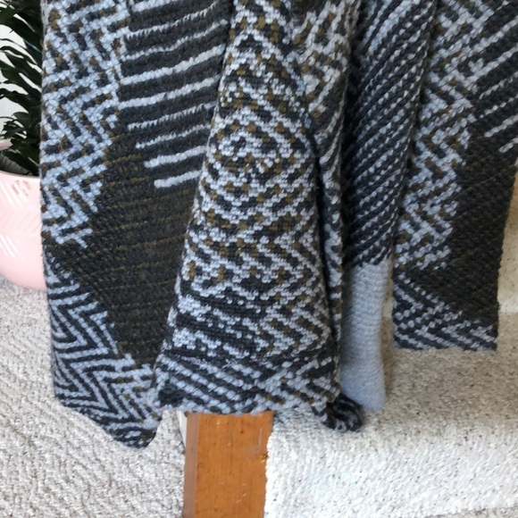 Lucky Brand Mixed Striped Chunky Wool Cardigan - Picture 3 of 12